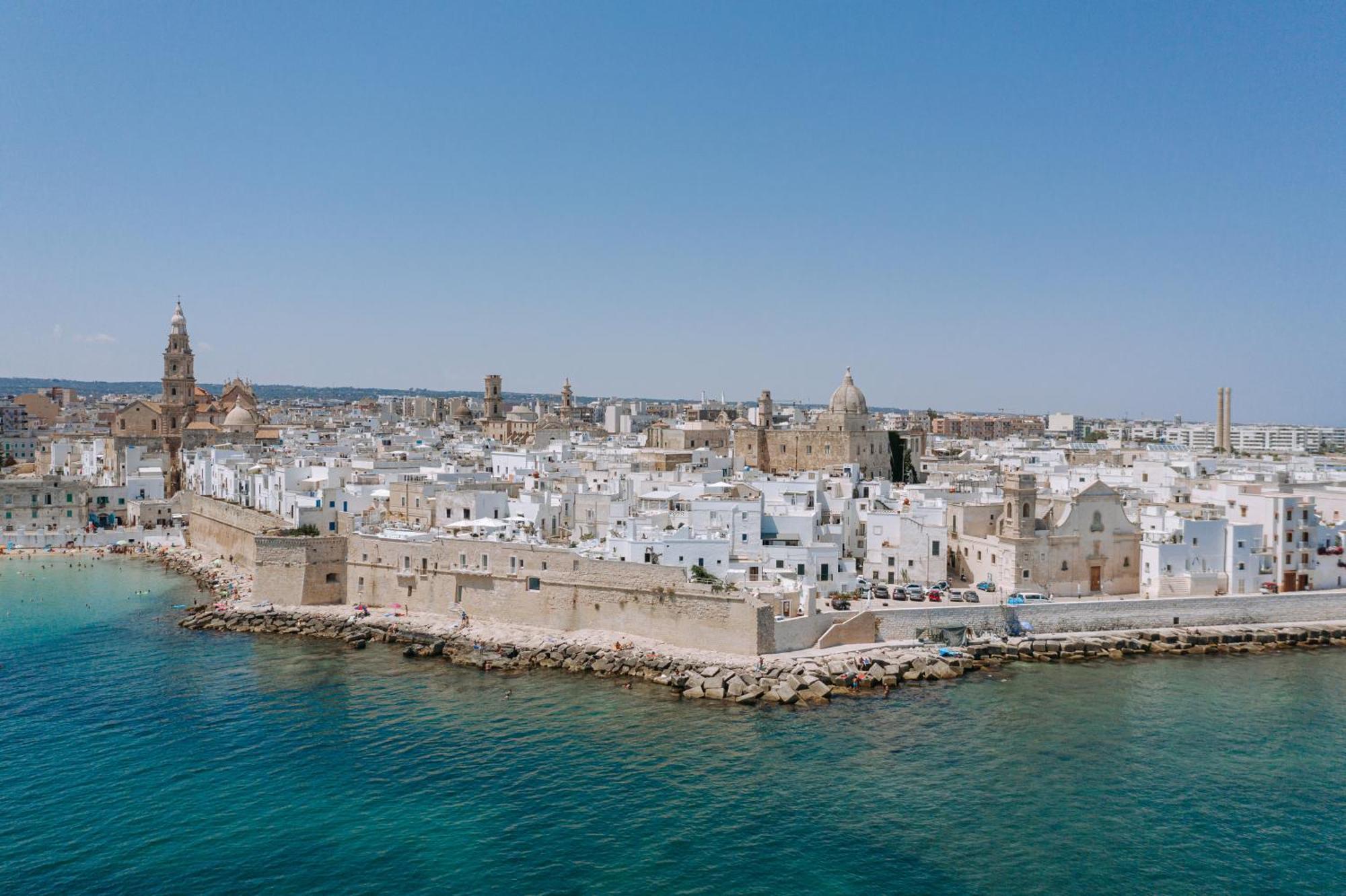 Le Contrade Di San Salvatore Monopoli Bagian luar foto